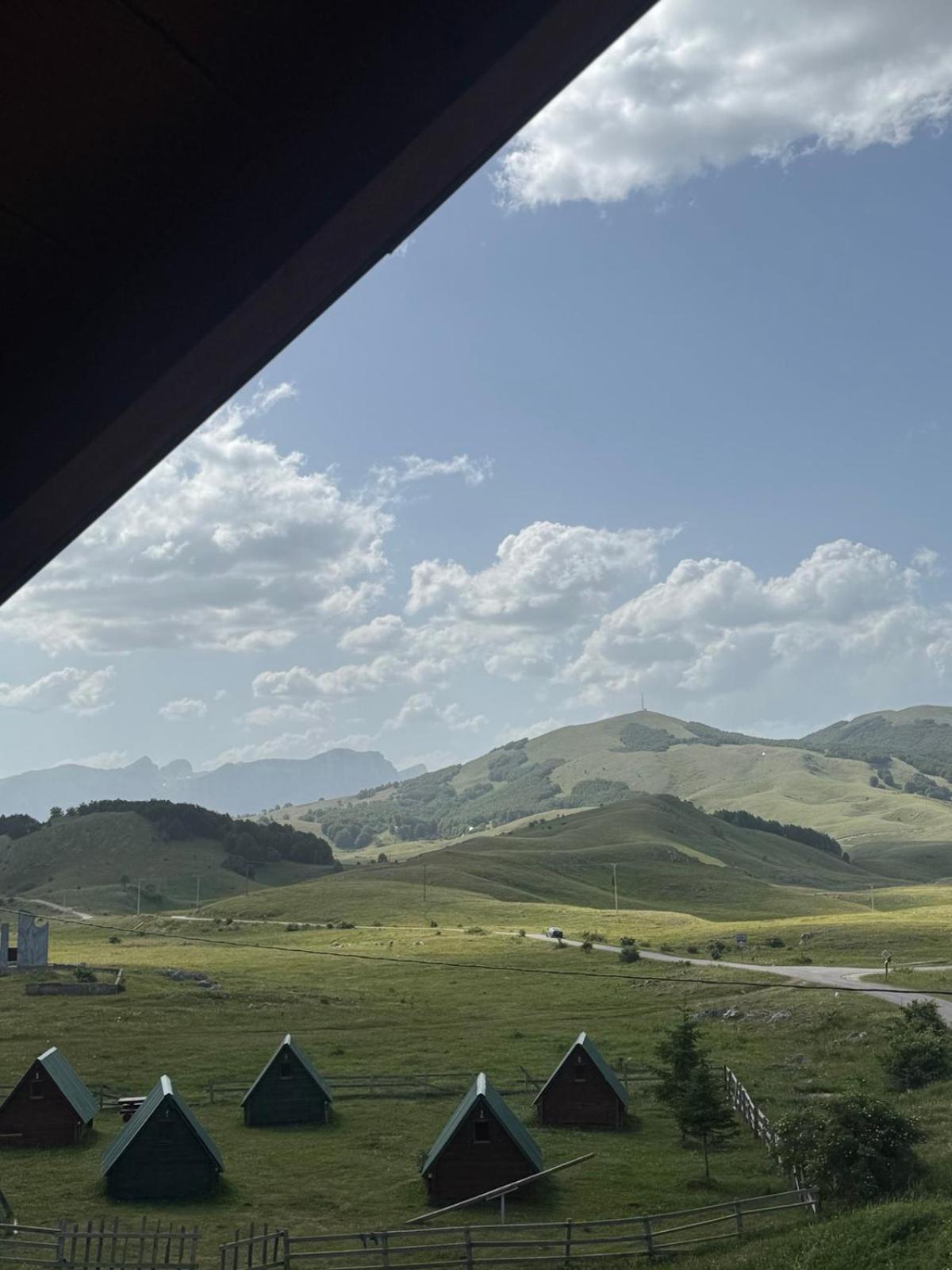 Etno Selo - Guest House Etno Village - Trsa Плужине Екстериор снимка
